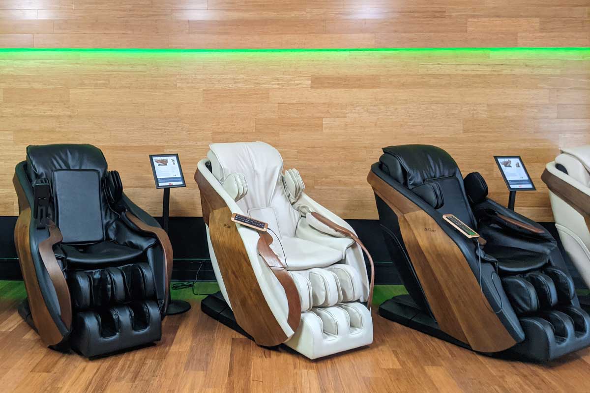 dcore massage chairs